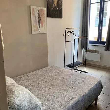 Apartment En Plein Centre *